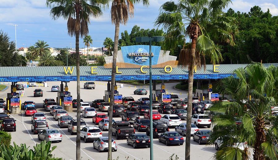 Estacionamiento en los parques de Disney y Universal Orlando